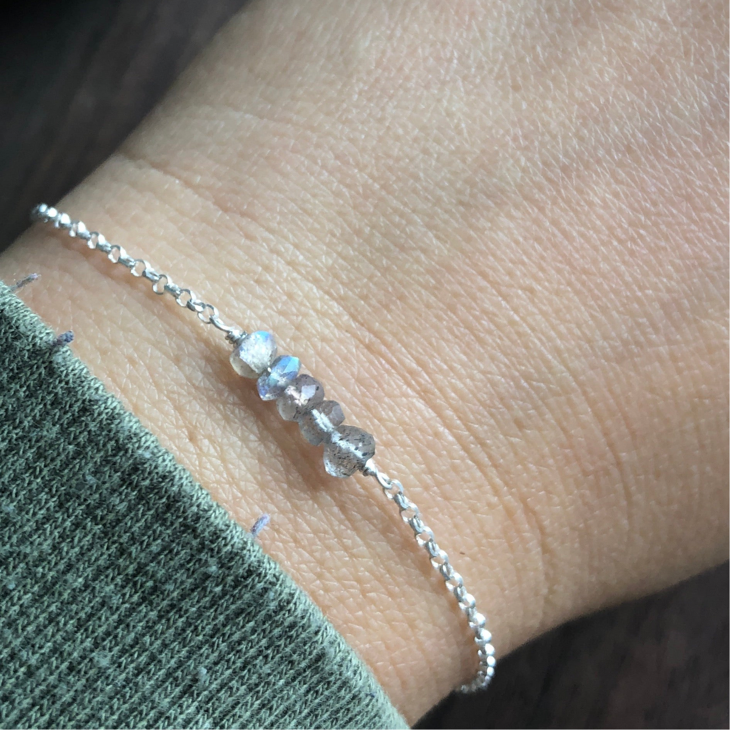 PETITE LABRADORITE BRACELET