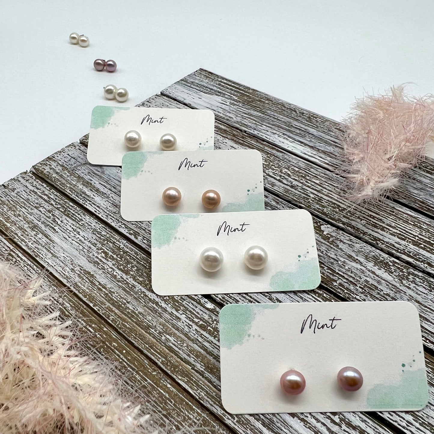 WHITE PEARL STUDS