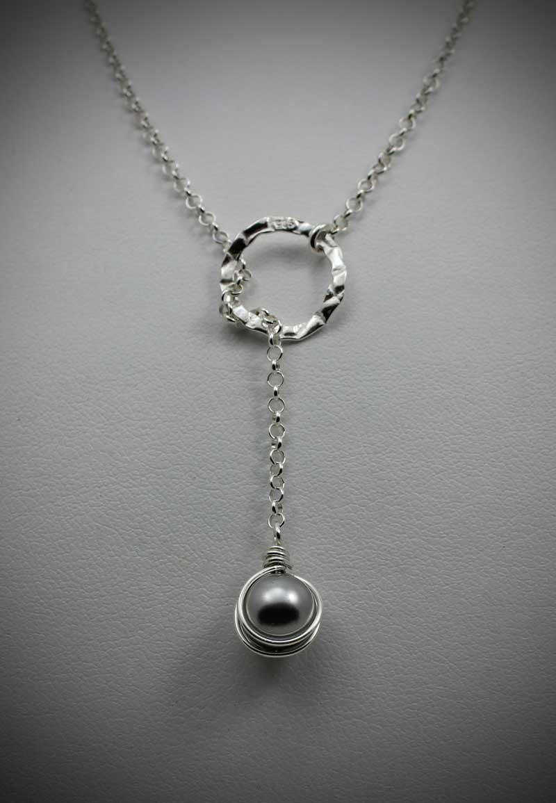 Swarovski pearl lariat - grey