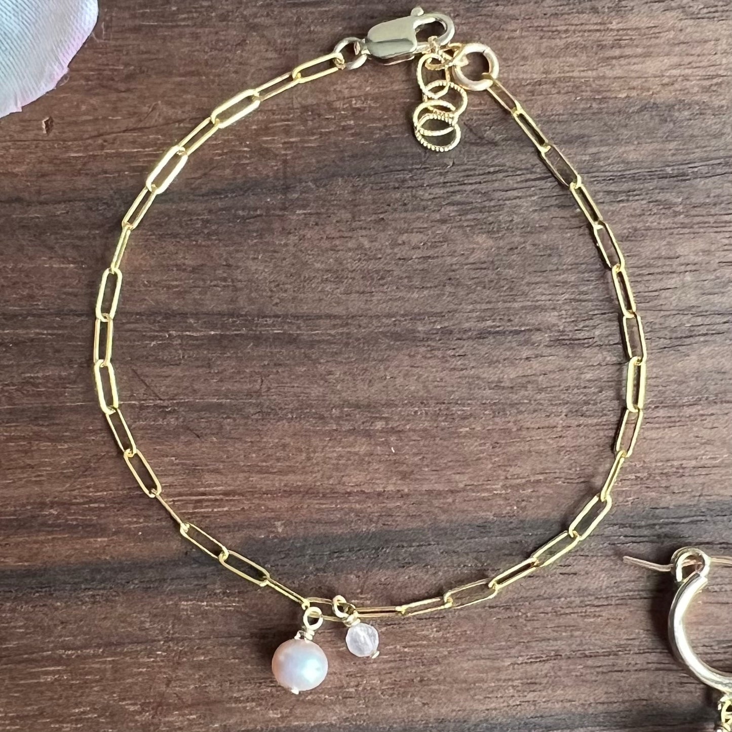PAPER PEARL BRACELET