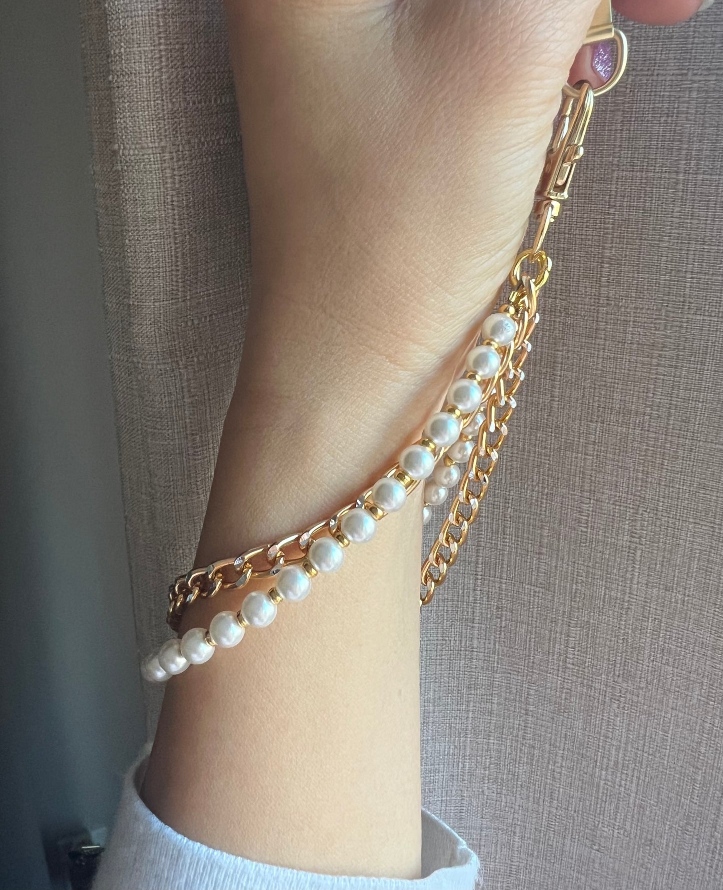 Phone wristlet - white pearl