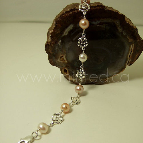tri-pearl bracelet